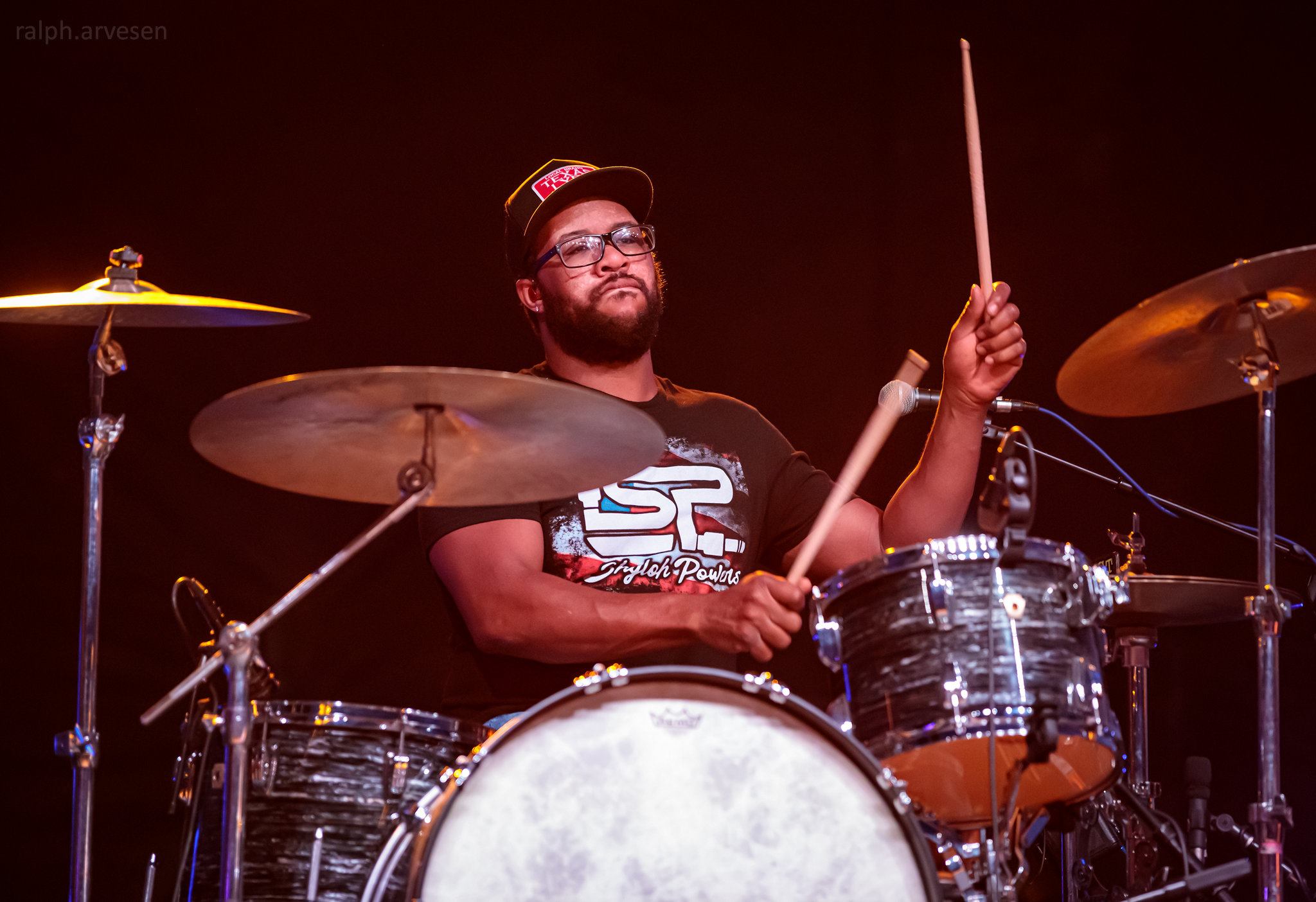 Giovannie and the Hired Guns