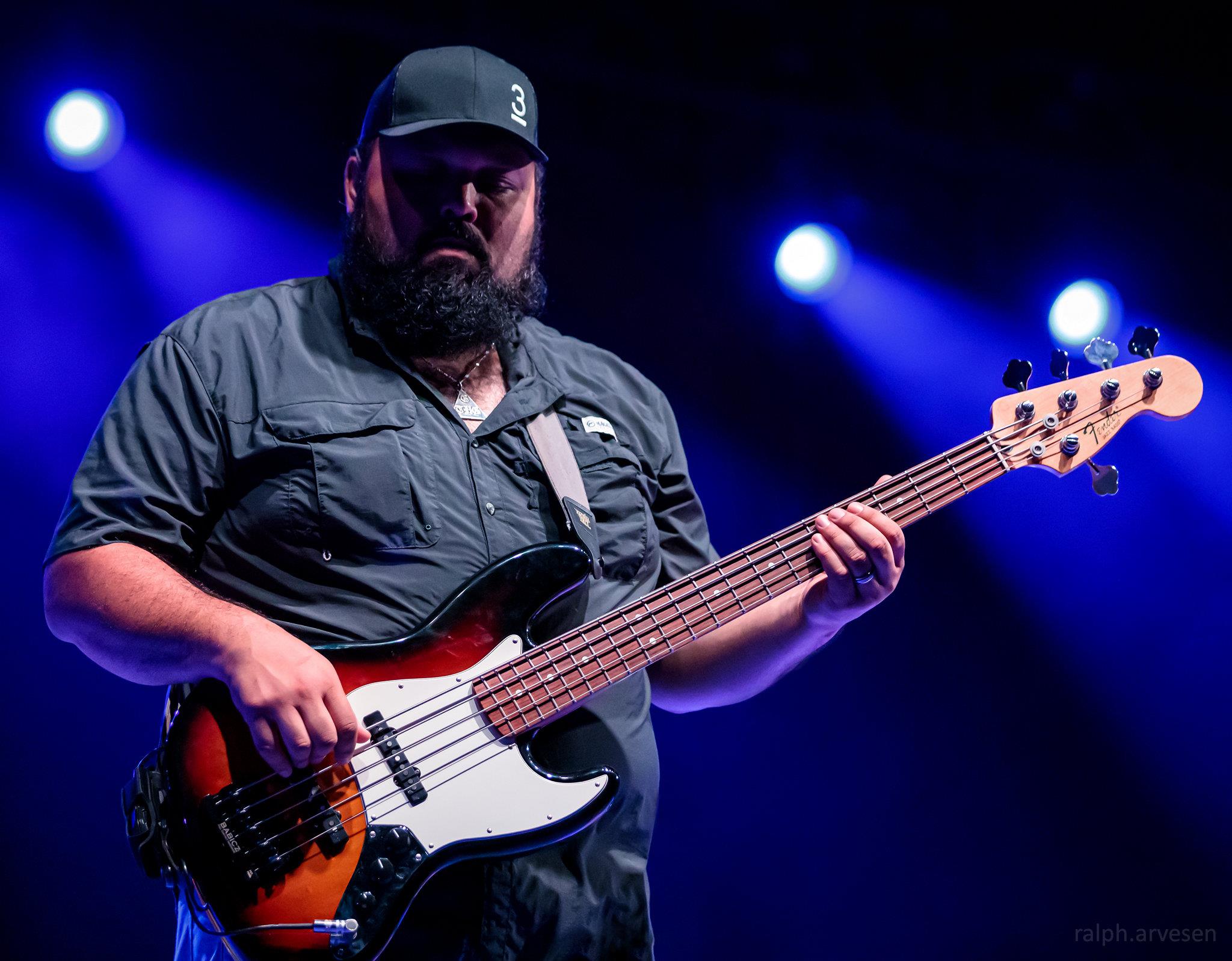 Giovannie and the Hired Guns